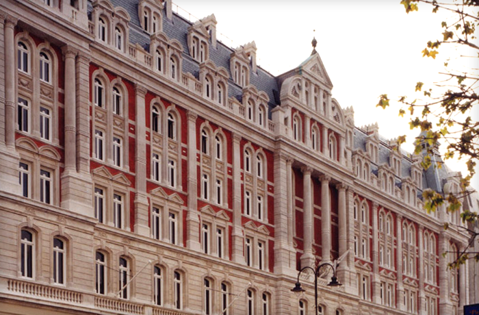 Commercial | Avi Contracts Ltd