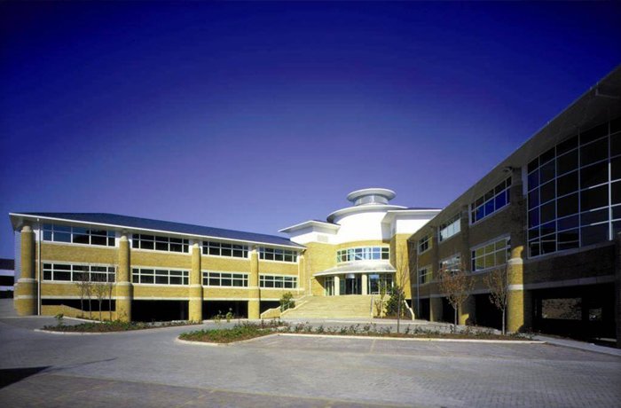 Commercial | Avi Contracts Ltd