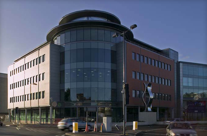 Commercial | Avi Contracts Ltd